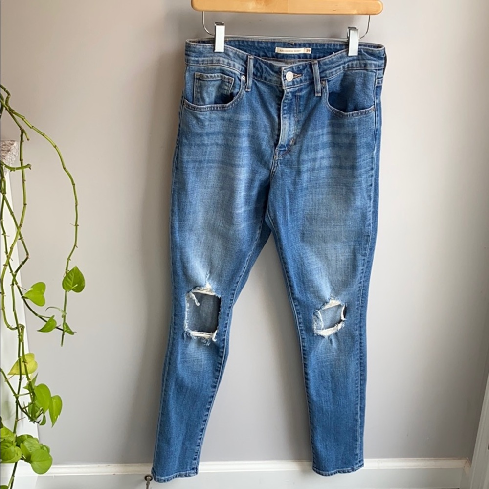 Levi 721 High Rise Skinny Jeans